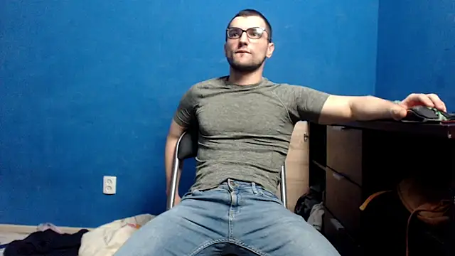 Snapshot of alex_blu chatting on March 23, 2025, 9:10 am alex blu online show from March 23, 2025, 9:10 am