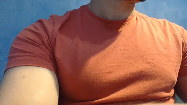 Snapshot of alex_blu chatting on May 8, 2026, 2:44 pm alex blu online show from May 8, 2026, 2:44 pm
