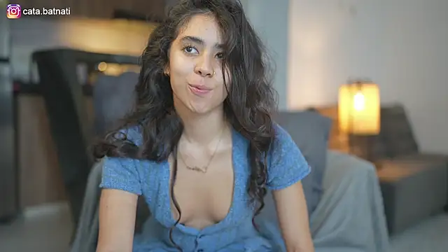 Snapshot of cata_batnati chatting on April 17, 2026, 2:42 pm cata batnati online show from April 17, 2026, 2:42 pm