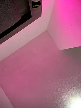 Snapshot of Cherrynoa chatting on December 4, 2025, 7:06 am Cherrynoa online show from December 4, 2025, 7:06 am