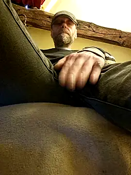 eddouxxx78 online show from March 2, 2025, 10:45 am