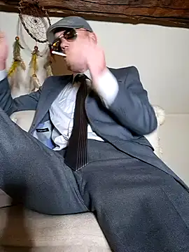 eddouxxx78 online show from September 27, 2025, 3:44 am