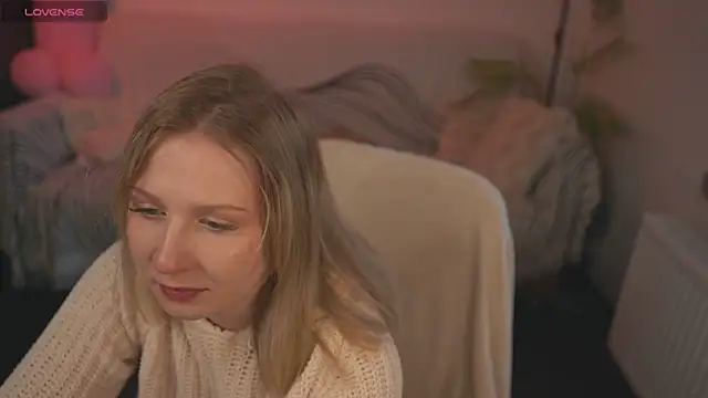 Snapshot of _Killer_Smile_ chatting on February 14, 2025, 10:59 am Killer Smile online show from February 14, 2025, 10:59 am