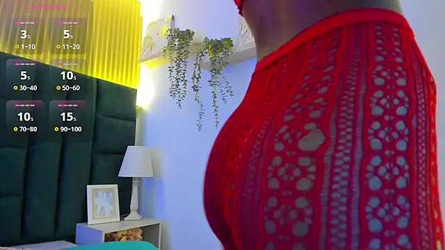 Snapshot of AntonellaaHot chatting on March 21, 2025, 11:12 pm AntonellaaHot online show from March 21, 2025, 11:12 pm