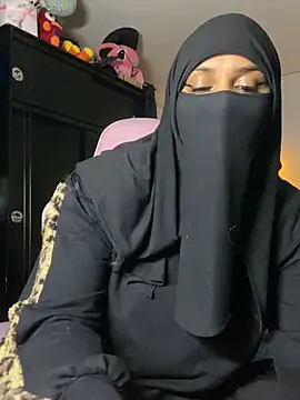 Snapshot of Jameela chatting on March 3, 2025, 2:15 am Jameela online show from March 3, 2025, 2:15 am