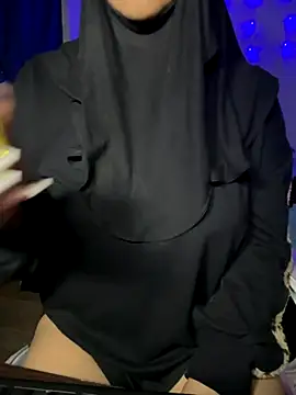 Snapshot of Jameela chatting on November 25, 2025, 1:38 am Jameela online show from November 25, 2025, 1:38 am