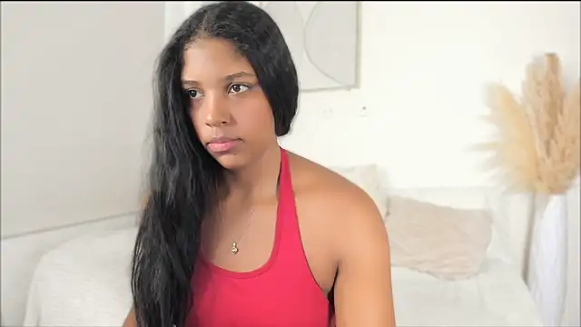 ZOEGARNER01 online show from April 23, 2026, 7:38 pm
