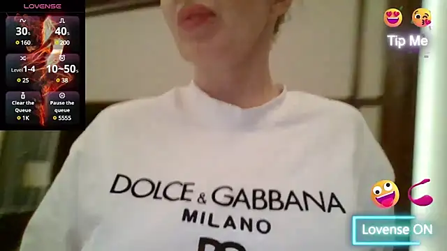 Snapshot of Allys chatting on February 2, 2025, 2:48 am Allys online show from February 2, 2025, 2:48 am