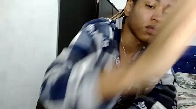 angelamarie1 online show from January 14, 2025, 2:32 pm