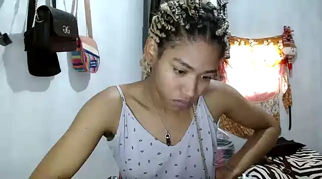 angelamarie1 online show from January 20, 2025, 12:49 pm