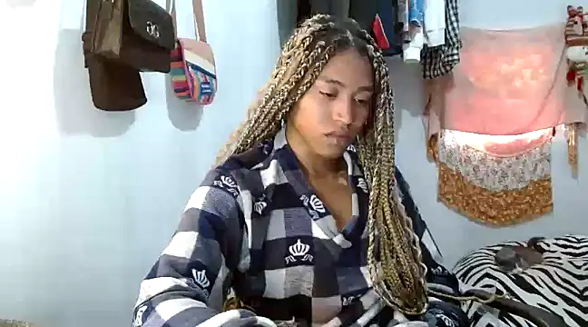 angelamarie1 online show from February 8, 2025, 4:14 pm