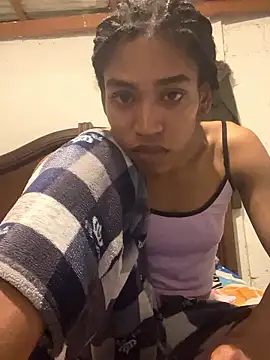 Snapshot of angelamarie1 chatting on May 15, 2026, 3:13 am angelamarie1 online show from May 15, 2026, 3:13 am