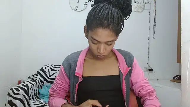 Snapshot of angelamarie1 chatting on June 1, 2026, 11:56 am angelamarie1 online show from June 1, 2026, 11:56 am