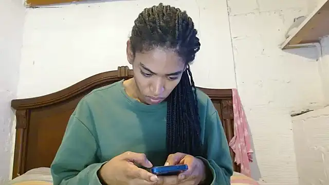 Snapshot of angelamarie1 chatting on June 25, 2026, 1:04 pm angelamarie1 online show from June 25, 2026, 1:04 pm