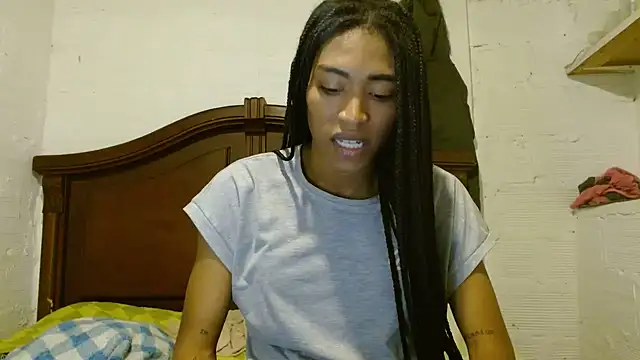 Snapshot of angelamarie1 chatting on July 12, 2026, 1:07 am angelamarie1 online show from July 12, 2026, 1:07 am