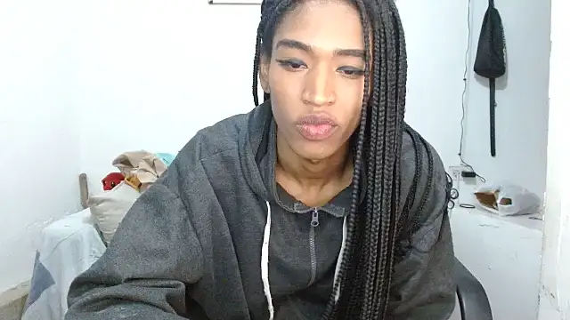 Snapshot of angelamarie1 chatting on July 16, 2026, 5:24 am angelamarie1 online show from July 16, 2026, 5:24 am