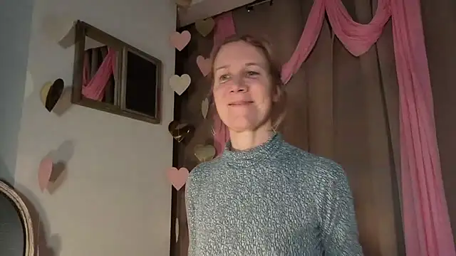 Lola Belgium online show from February 17, 2026, 4:46 pm