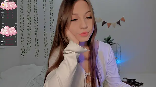 Snapshot of Mary_tiim chatting on December 23, 2024, 3:33 pm Mary tiim online show from December 23, 2024, 3:33 pm