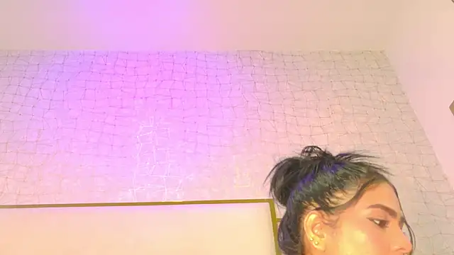 Snapshot of paola_rodriguez chatting on June 14, 2026, 11:34 am paola rodriguez online show from June 14, 2026, 11:34 am