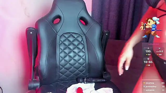 Snapshot of Roxy_clark chatting on February 12, 2025, 9:52 am Roxy clark online show from February 12, 2025, 9:52 am