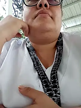 Snapshot of foxbell_lt chatting on December 7, 2024, 6:48 pm foxbell lt online show from December 7, 2024, 6:48 pm