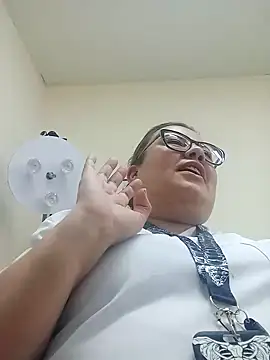 Snapshot of foxbell_lt chatting on December 14, 2024, 5:25 pm foxbell lt online show from December 14, 2024, 5:25 pm