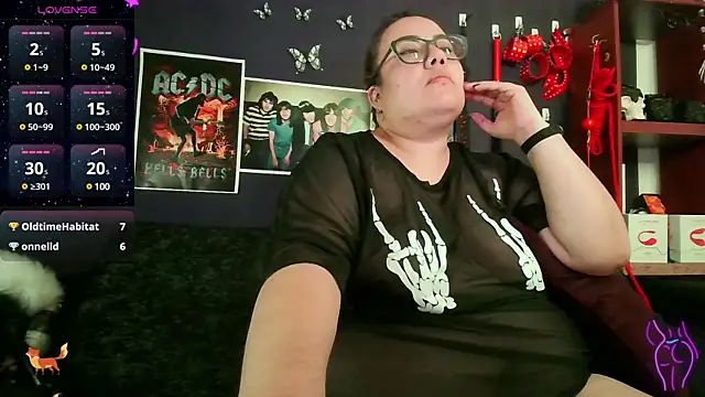 Snapshot of foxbell_lt chatting on January 26, 2025, 12:16 am foxbell lt online show from January 26, 2025, 12:16 am