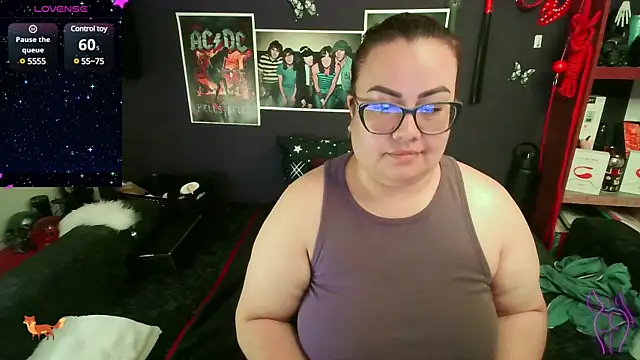 Snapshot of foxbell_lt chatting on February 11, 2025, 12:16 pm foxbell lt online show from February 11, 2025, 12:16 pm