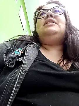 Snapshot of foxbell_lt chatting on February 12, 2025, 9:01 pm foxbell lt online show from February 12, 2025, 9:01 pm