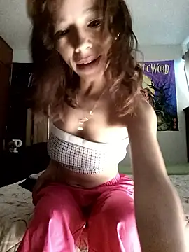 Snapshot of MINI_Petite chatting on June 17, 2026, 5:47 pm MINI Petite online show from June 17, 2026, 5:47 pm