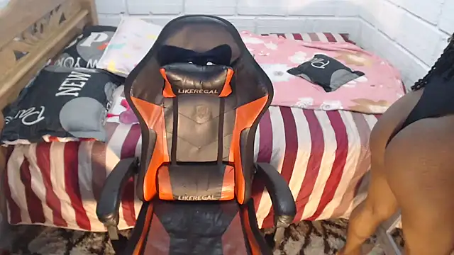 Snapshot of sexyjustin202 chatting on January 7, 2025, 9:46 pm sexyjustin202 online show from January 7, 2025, 9:46 pm