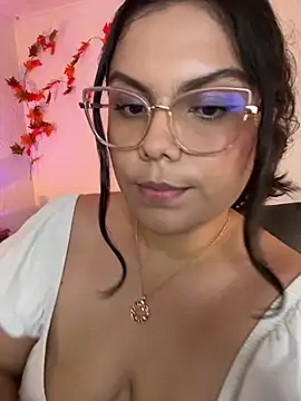 Snapshot of kittylu__ chatting on July 31, 2026, 3:06 am kittylu online show from July 31, 2026, 3:06 am