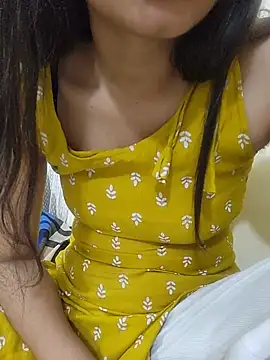 Snapshot of CuteSarikaLIVE chatting on June 26, 2026, 4:06 am CuteSarikaLIVE online show from June 26, 2026, 4:06 am