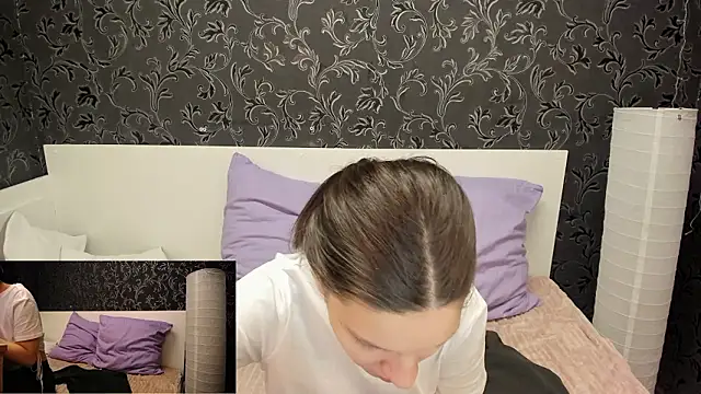 MelaniGrand online show from February 18, 2026, 10:44 am