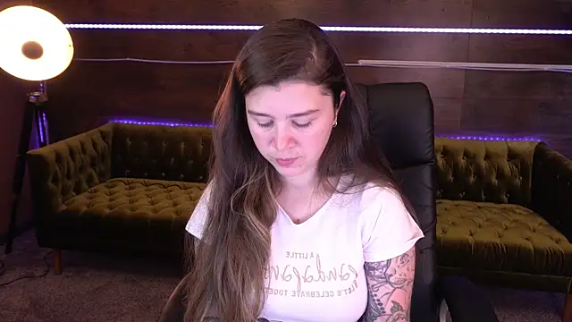 AmellyMilly online show from September 23, 2025, 12:52 pm