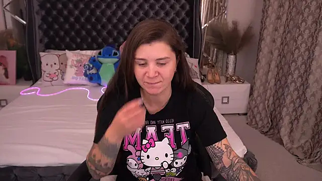 AmellyMilly online show from September 27, 2025, 1:27 pm