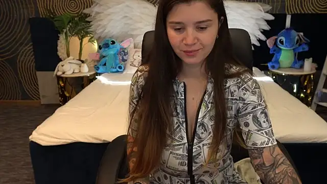 AmellyMilly online show from October 19, 2025, 5:30 am