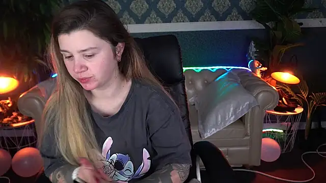 AmellyMilly online show from March 8, 2026, 7:12 am