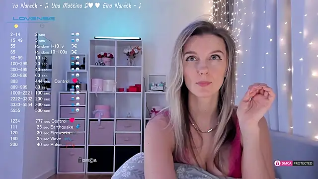 Karamelsw  online show from January 31, 2025, 11:45 pm