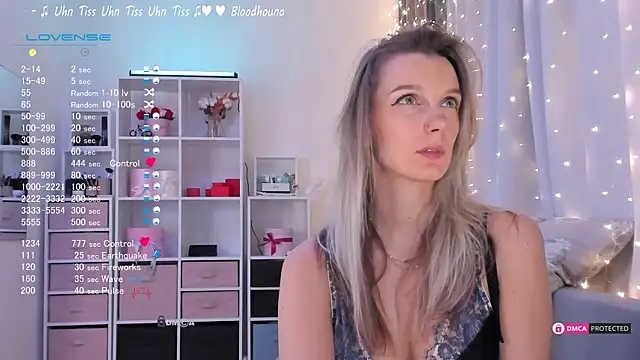 Karamelsw  online show from February 6, 2025, 11:58 pm