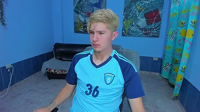 patrik 027 online show from October 1, 2025, 7:09 pm