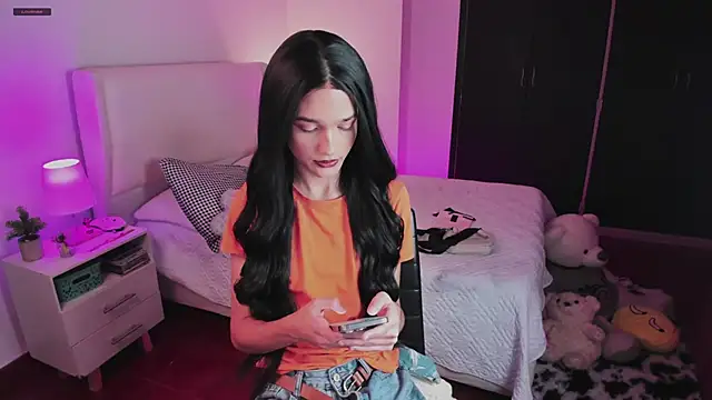 Ainhoads online show from September 10, 2025, 2:44 am