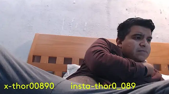 Snapshot of thor000089 chatting on December 3, 2024, 6:26 am thor000089 online show from December 3, 2024, 6:26 am