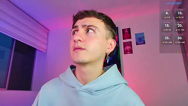 Snapshot of dimitri-bilak chatting on November 24, 2025, 10:53 pm dimitri-bilak online show from November 24, 2025, 10:53 pm