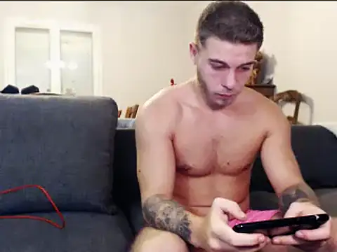 Elkafit28 online show from January 8, 2026, 9:06 pm