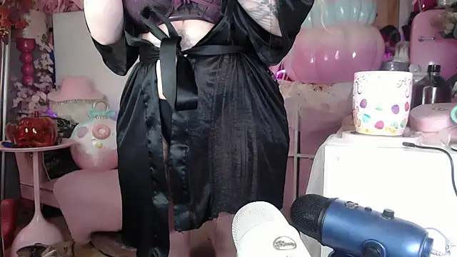 elyink online show from November 26, 2025, 11:44 am