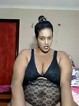NWC4LYF online show from April 26, 2026, 6:49 pm