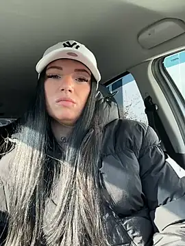 Snapshot of LizaRoxx chatting on February 8, 2025, 10:07 am LizaRoxx online show from February 8, 2025, 10:07 am