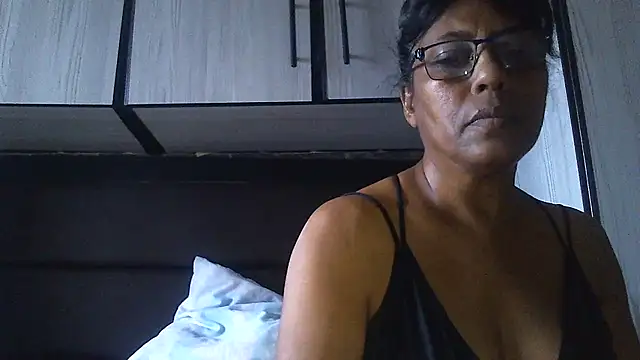 Snapshot of MsAttitude chatting on March 3, 2025, 9:22 am MsAttitude online show from March 3, 2025, 9:22 am