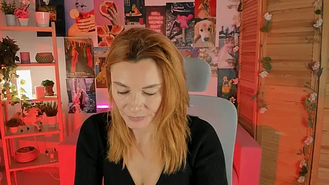 Snapshot of MistyBarnes chatting on December 27, 2024, 9:50 am MistyBarnes online show from December 27, 2024, 9:50 am